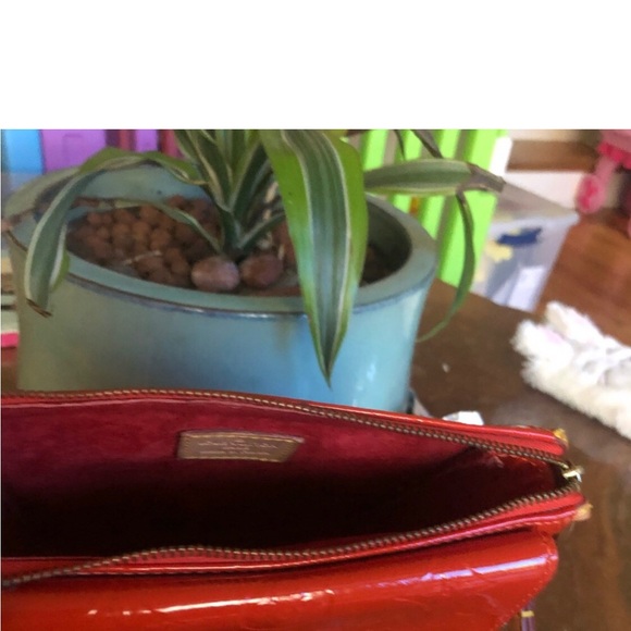 Red shoulder bag - Picture 3 of 7
